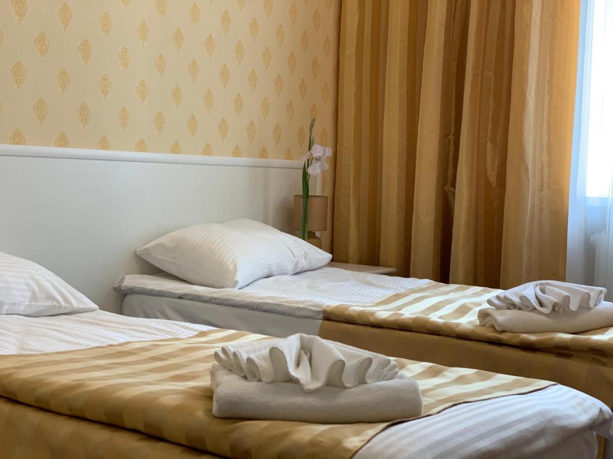 Sergeev Hotel Николаев Экстерьер фото