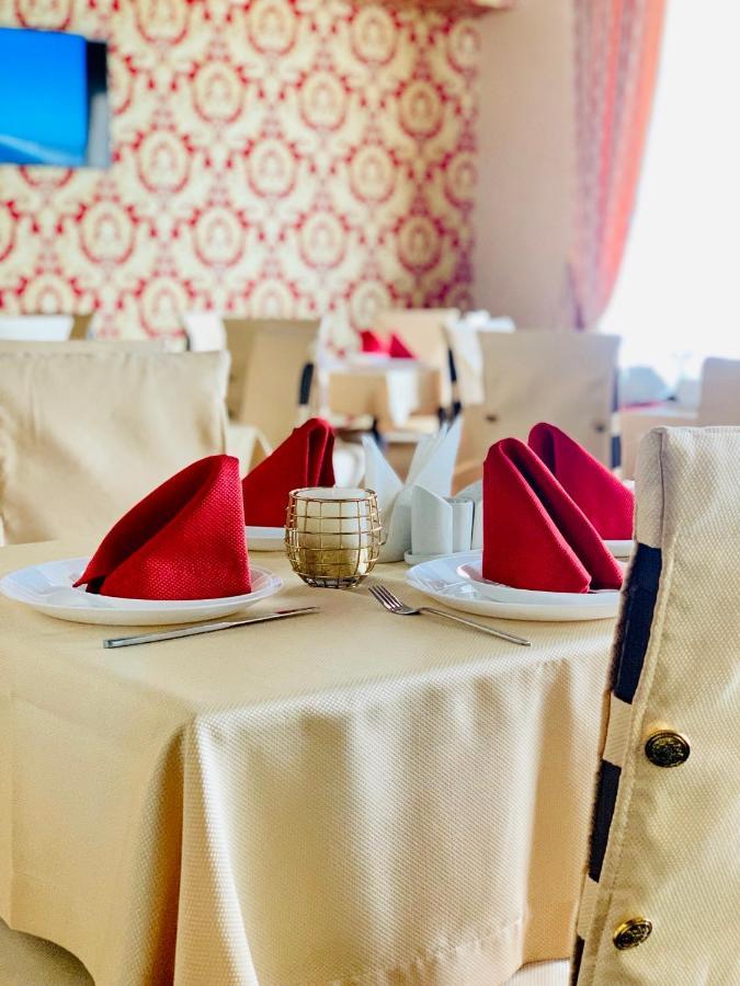 Sergeev Hotel Николаев Экстерьер фото