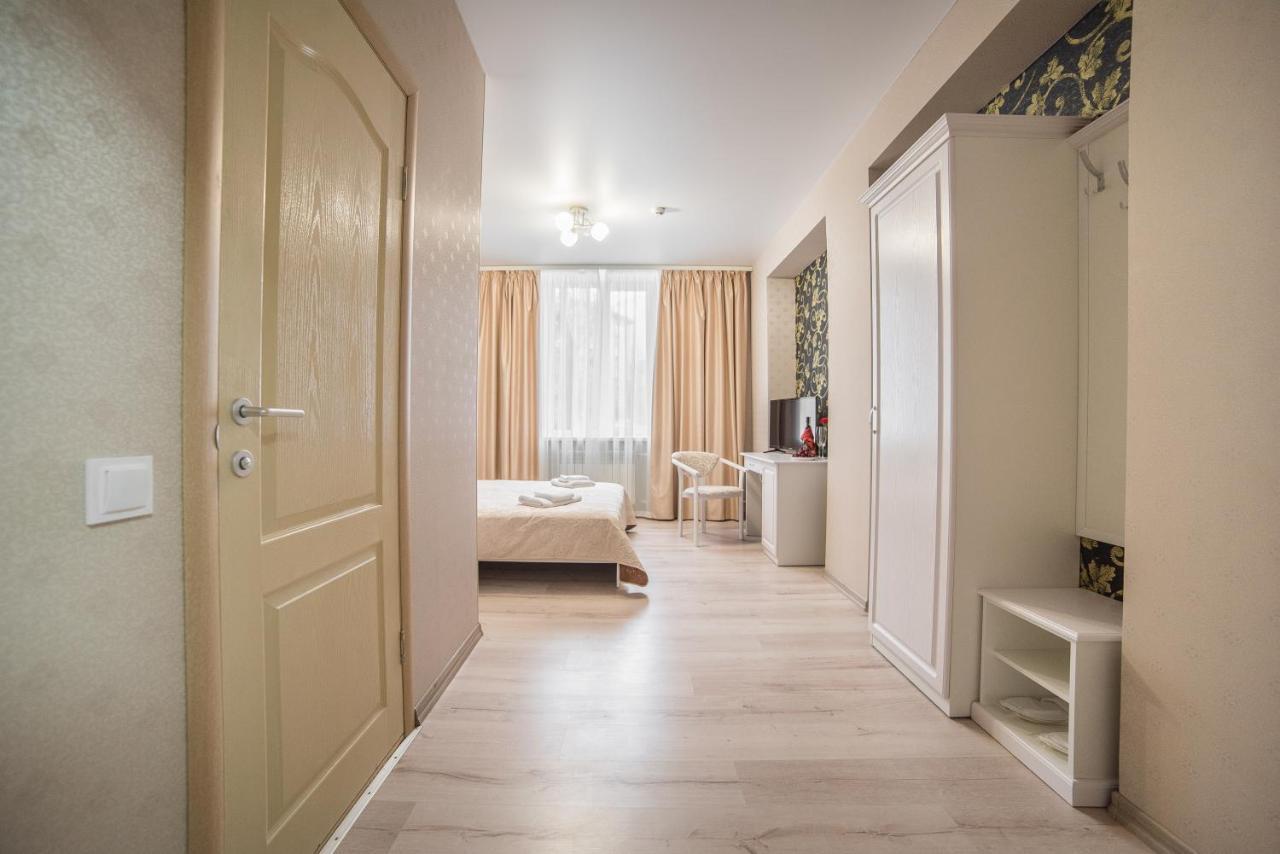 Sergeev Hotel Николаев Экстерьер фото
